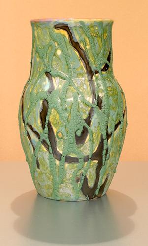 [Iridescent Pottery by Paul J. Katrich (0813)]