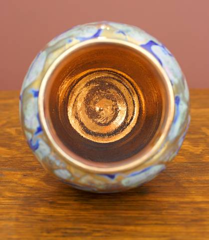 [Iridescent Pottery by Paul J. Katrich (1084)]